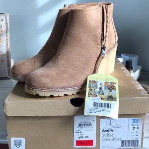 Toms Avery Toffee Microfiber Boots